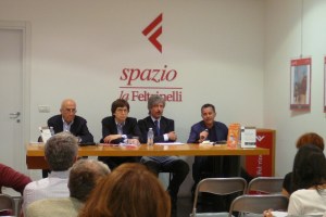 presentazione_osservare_feltrinelli_sm